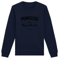 Princesse en blouse blanche