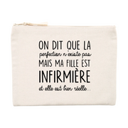 PERFECTION ... FILLE INFIRMIÈRE